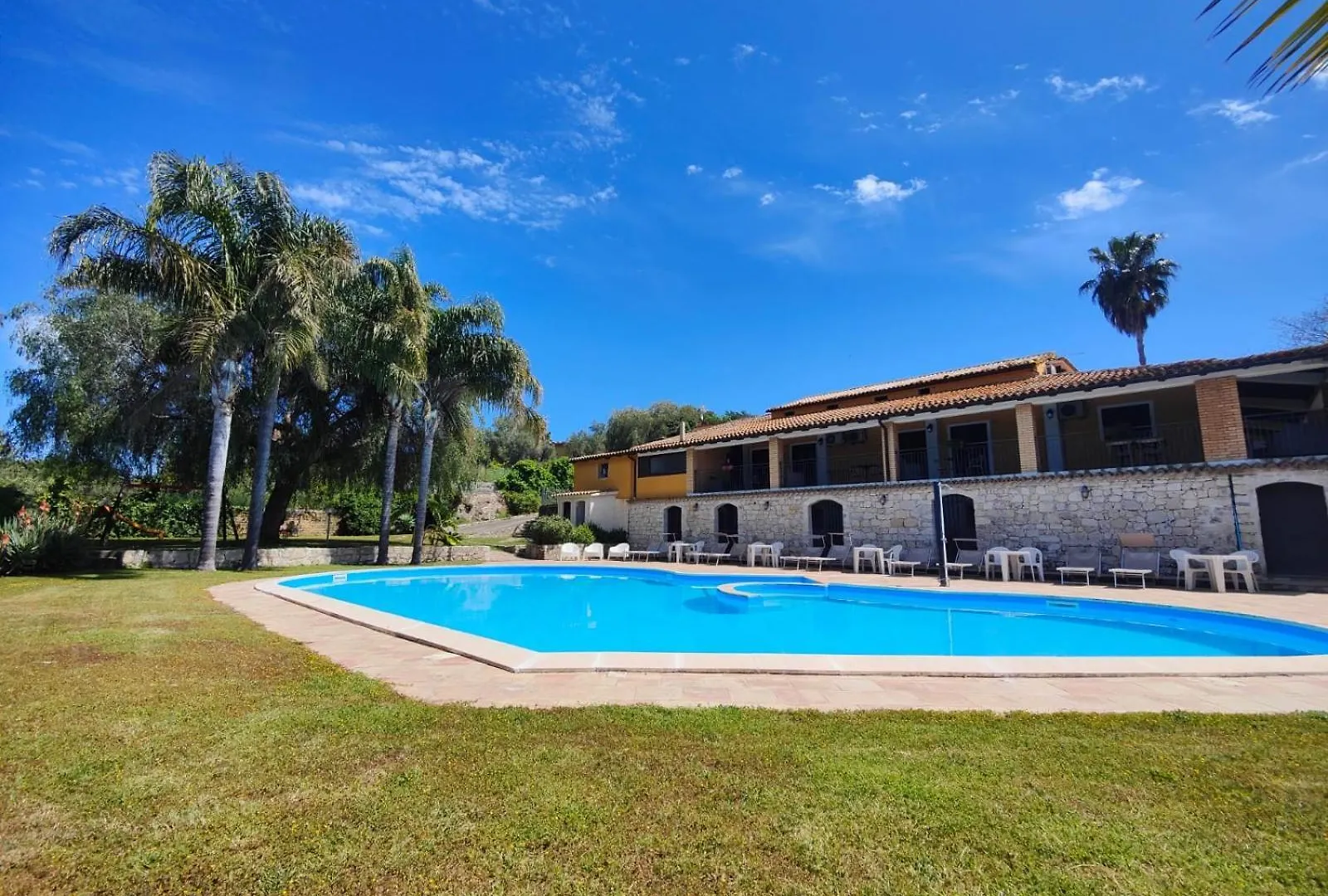 Agriturismo Le Chiuse Carlentini 0*,  Italia