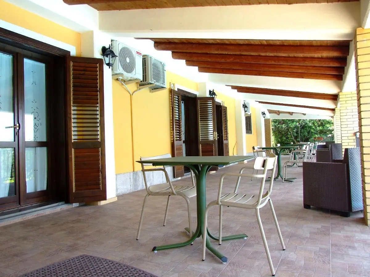 Agriturismo Le Chiuse Carlentini 0*,  Italia